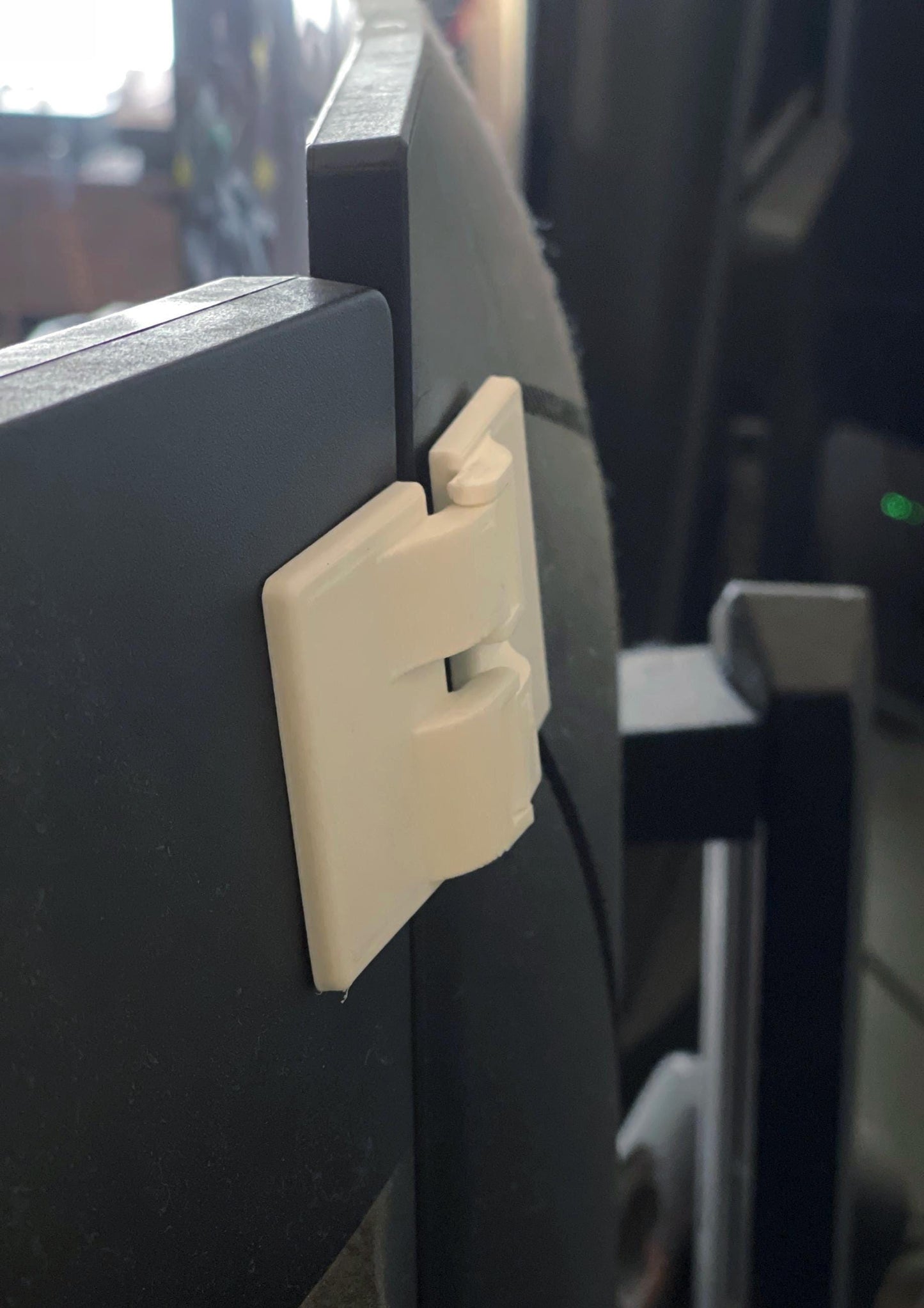 Triple Monitor Support Hinge [2 Pack + Adhesive] | Triple Monitor Connector | Monitor Alignment | SIM Racing Accessories | Flight Simulator